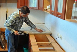 Замена кухонной столешницы в Москве